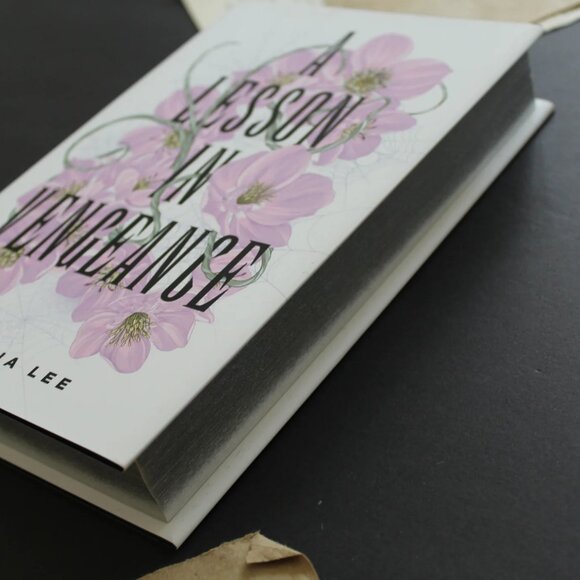 A Lesson in Vengeance (Owlcrate Edition) - Picture 4 of 5